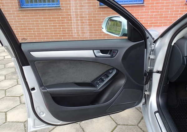 Audi A4 cena 35900 przebieg: 284000, rok produkcji 2010 z Racibórz małe 254